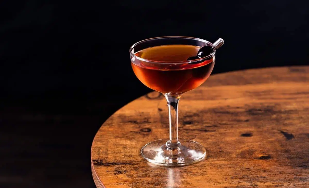History of the Manhattan Cocktail