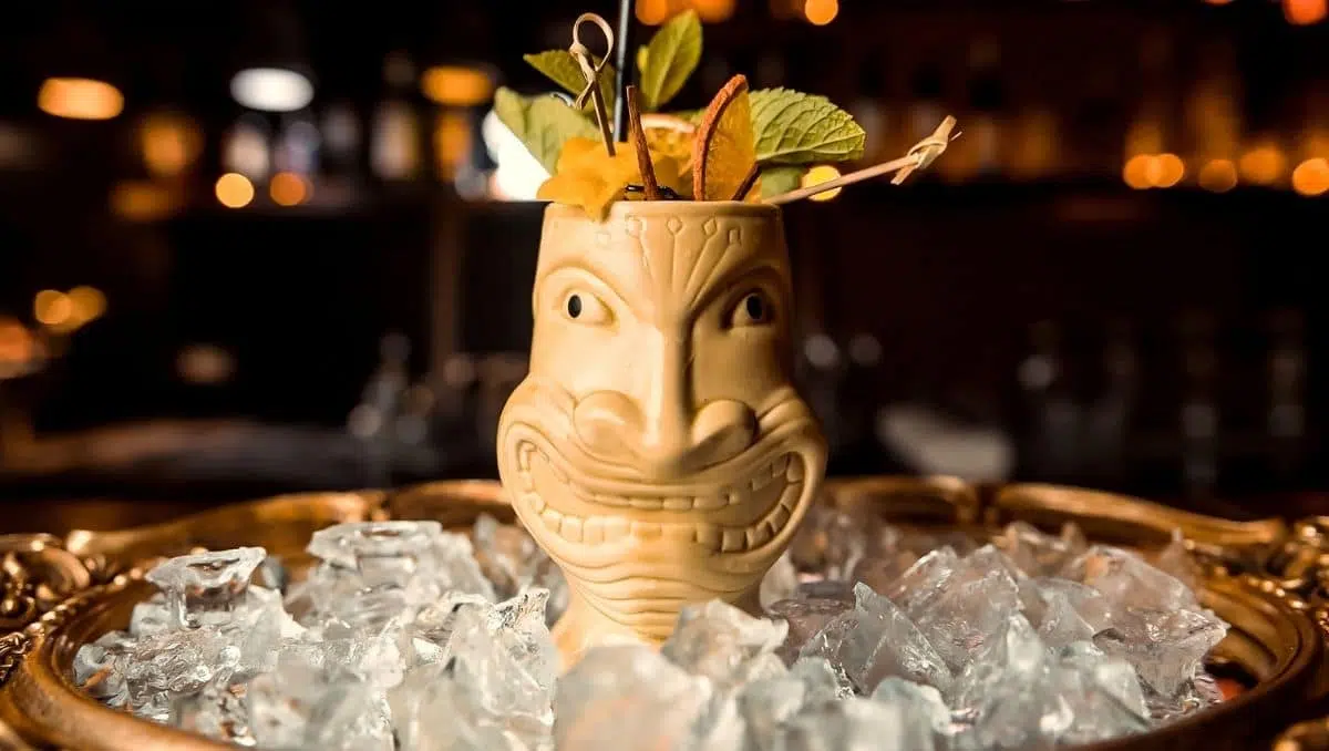 Tiki cocktail culture