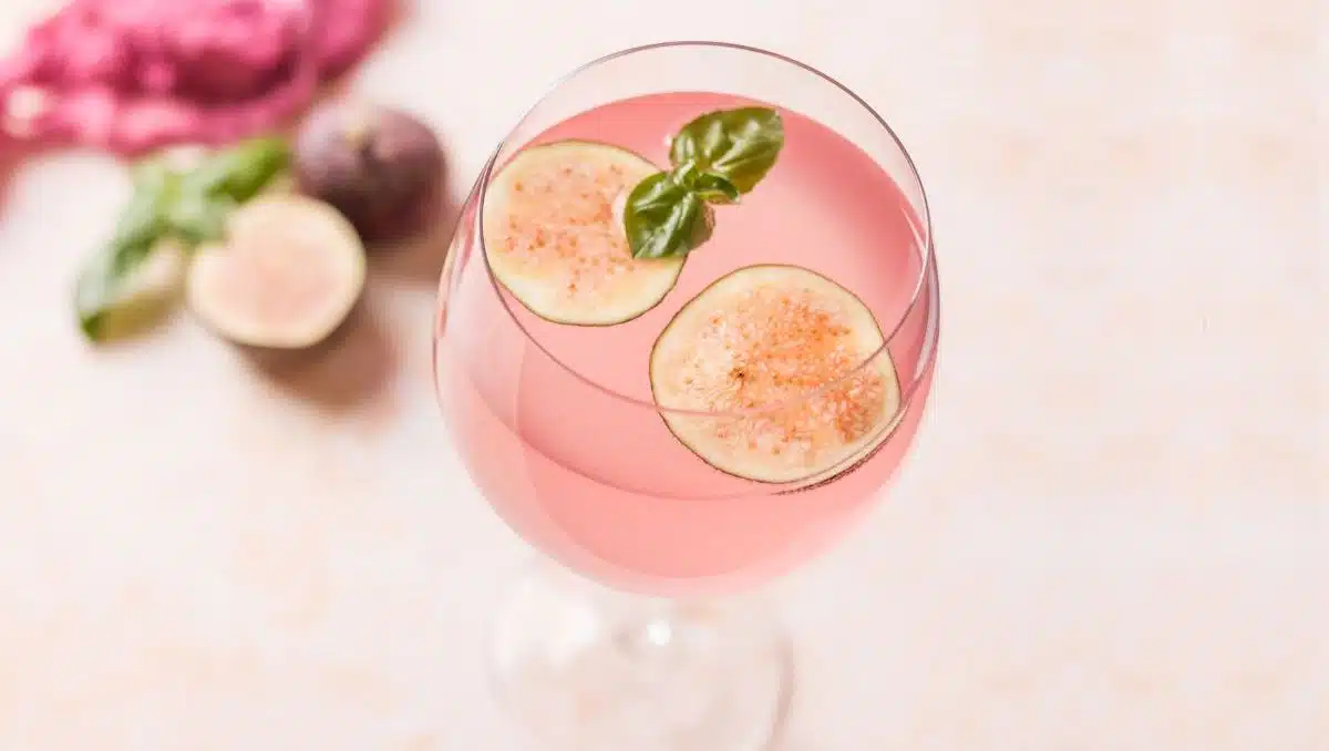 Pink Fig Gin Tonic