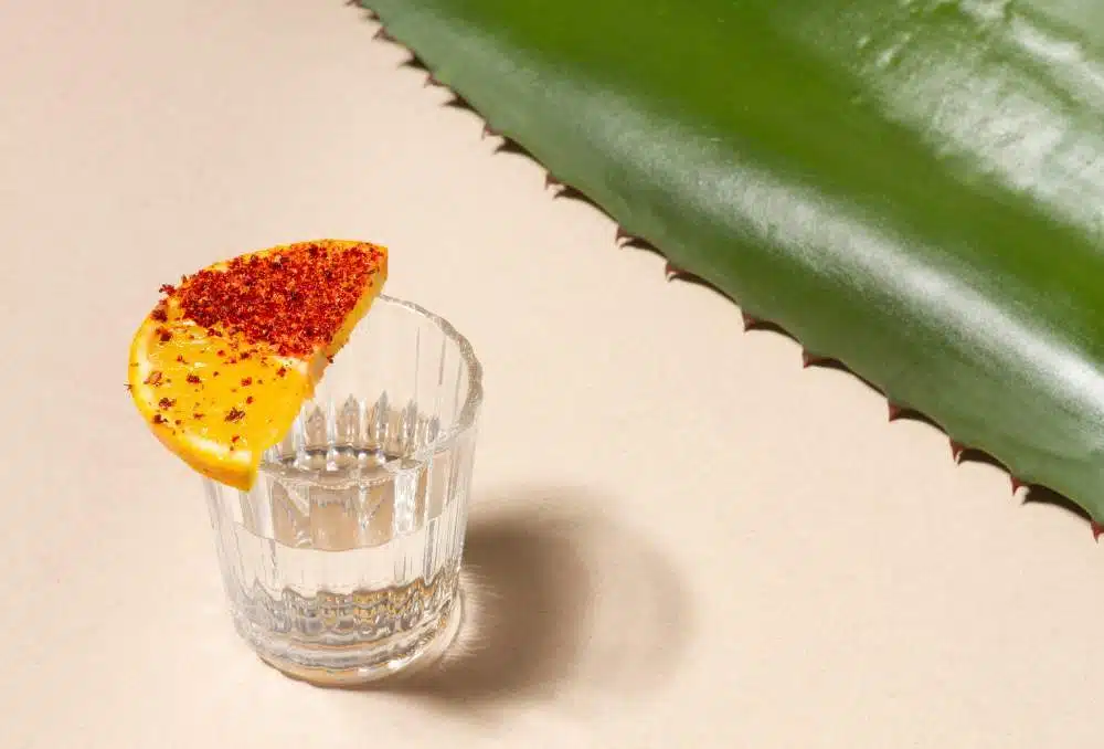 how to drink Sombra Mezcal 