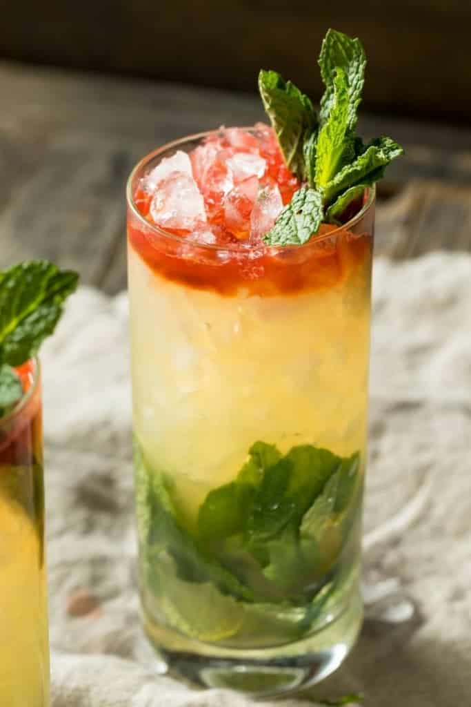 Queen's Park Swizzle made with crushed ice