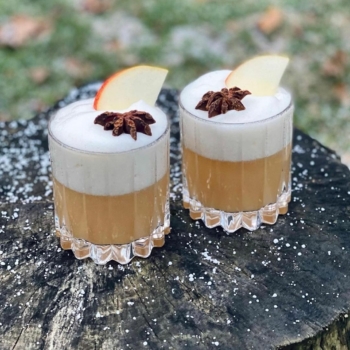 Apple & Cinnamon Christmas cocktail